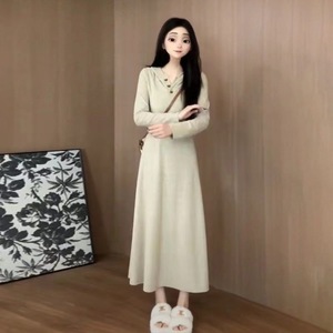 Wheat-colored Long Sleeve V-neck Sweater Dress Natural Waist Solid Color Autumn Winter Women's Inner Layer Dress - Product Image 4