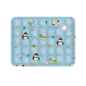 Alfombra refrescante para mascotas, rectangular, de PVC, impermeable, fácil de lavar, para uso en verano para perros - Product Image 2
