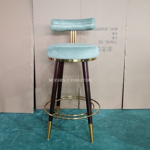 Vente en gros de meubles commerciaux <span class=keywords><strong>tabouret</strong></span> de bar moderne comptoir de cuisine chaise haute <span class=keywords><strong>tabouret</strong></span> de bar en acier doré velours rose - Product Image 4