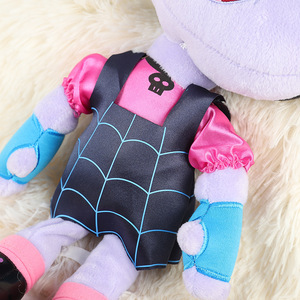 Logotipo personalizado Halloween gran vampiro chica juguete de peluche Vampirina <span class=keywords><strong>DSN</strong></span> muñeco de peluche suave figura de dibujos animados Anime almohada para dormir - Product Image 3