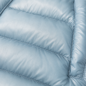 Chaqueta acolchada de diseño ecológico para mujer, impermeable, color azul lago, de poliéster y plumón. - Product Image 4