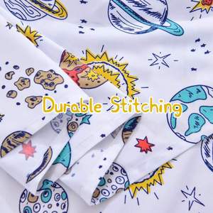 <span class=keywords><strong>Housse</strong></span> <span class=keywords><strong>de</strong></span> <span class=keywords><strong>Couette</strong></span> unie Douceur Premium en Microfibre <span class=keywords><strong>de</strong></span> Polyester <span class=keywords><strong>avec</strong></span> Taies d'Oreiller et Pompons, Ensemble <span class=keywords><strong>de</strong></span> Literie 3 Pièces - Product Image 2