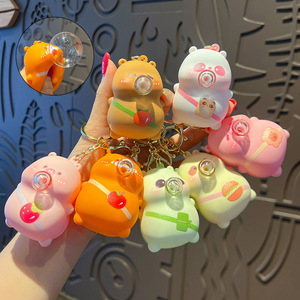 Porte-clés en caoutchouc en forme d'ours de dessin animé étonné qui souffle des bulles, 3,5 cm, pendentif pour sac à dos, ornement à suspendre pour voiture, petit cadeau - Product Image 4