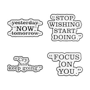 Broches <span class=keywords><strong>de</strong></span> metal al por mayor con palabras personalizadas, broches minimalistas con <span class=keywords><strong>frases</strong></span> inspiradoras, insignias <span class=keywords><strong>de</strong></span> metal estilo caricatura con tema Act Now - Product Image 1