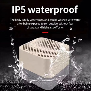 Xách tay có thể sạc lại Mini tay-miễn phí ip5 cho <span class=keywords><strong>bluetooth</strong></span> loa không dây RGB LED chiếu sáng âm thanh hộp - Product Image 3