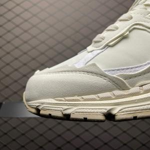 รองเท้าลำลองดีไซน์เนอร์ระดับไฮเอนด์ สำหรับทุกฤดู สีขาว สไตล์บาสเก็ตบอลย้อนยุค สำหรับผู้ชายและผู้หญิง กันลื่น สวมใส่สบาย ปรับแต่งได้ - Product Image 5