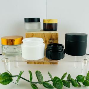 פרמיה יוקרתית 5 גרם 15 גרם 20 גרם 30 גרם 50 גרם 60 גרם 100 מ "ל מט זכוכית שחור בקבוק גוף חמאה צנצנת קרם עם ככפים לבנים - Product Image 4