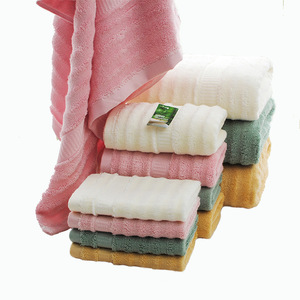 Serviette de bain en microfibre de bambou ondulée 70x140 cm, douce et moelleuse, pour usage domestique, couleur unie, ensemble de serviettes rectangulaires - Product Image 2