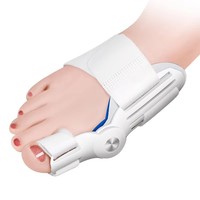 通用型拇趾外翻矫正器，结构耐用，固定牢固，可防止拇囊炎的进展，适合所有脚型