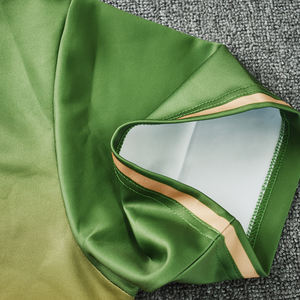 Camisetas Cortas Personalizadas al por Mayor para Mujer, Jersey de Béisbol con Cuello en V, Alta Calidad, 280g, 100% Poliéster, Jersey de Malla con Botones - Product Image 6