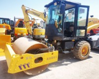 Fournisseur fiable XS600J Compacteur à rouleaux d'occasion, largeur de tambour 1,4 m, capacité 6 tonnes, diamètre de roue vibrante 1,2 m