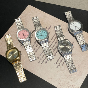 Reloj de Pulsera para Mujer con Correa de Acero Plateado, Esfera Cuadrada Minimalista, Reloj de Cuarzo - Product Image 4