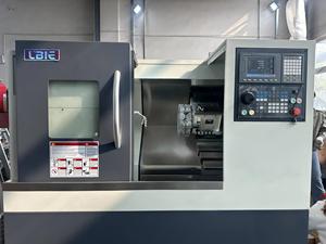 C軸ライブツーリングとコレットチャック<span class=keywords><strong>CNC</strong></span>旋盤ミニ自動フィードメタルFANUCコントロール<span class=keywords><strong>CNC</strong></span>旋盤を備えた傾斜ベッド - Product Image 3
