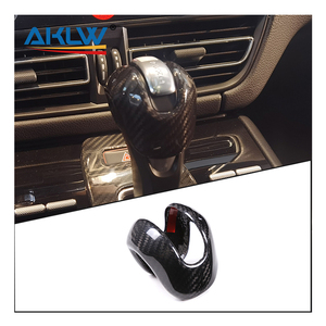 Cache décoratif de pommeau de levier de vitesse pour console centrale <span class=keywords><strong>Porsche</strong></span> Macan 2022-2023 en fibre de carbone véritable, léger et luxueux - Product Image 1