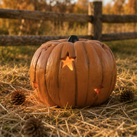 Mittelgroßer beleuchteter Kürbis aus Kunstharz mit Sternen-Ausschnitten für Halloween-Dekoration