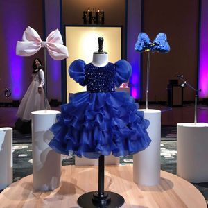 Robes de danse pour filles, vêtements pour enfants, OEM ODM, robes de <span class=keywords><strong>princesse</strong></span> en satin à manches bouffantes pour l'été, bandeau pour la tête, paillettes, pour spectacles de danse - Product Image 4