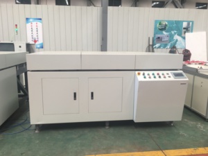 Laminador de módulo PV semiautomático de calefacción de aceite radiante 1500*2600mm planta de fabricación de paneles solares pantalla táctil PLC alemana - Product Image 3