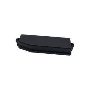 Cubierta de la caja de fusibles Nissan X-Trail 24382-4BA0B de plástico ABS 19x5.6x3.1cm para el compartimento del motor T32Z 2014-2020 - Product Image 1