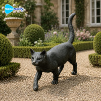 Statue de chat marchant réaliste en bronze coulé, finition bronze foncé patiné, décoration de jardin et de cour de villa, sculpture en métal