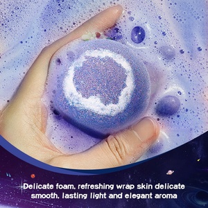 Ensemble <span class=keywords><strong>de</strong></span> 6 boules <span class=keywords><strong>de</strong></span> sel <span class=keywords><strong>de</strong></span> <span class=keywords><strong>bain</strong></span> parfumées Planet, 80g, nettoyage en profondeur, apaisement, relaxation, hydratation du corps, soin nourrissant <span class=keywords><strong>de</strong></span> la peau, fabrication OEM personnalisée - Product Image 4