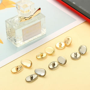 Almohadillas para la nariz chapadas en oro, accesorios para gafas con forma de hoja y núcleo metálico, duraderos para uso general, verano 2021 - Product Image 1