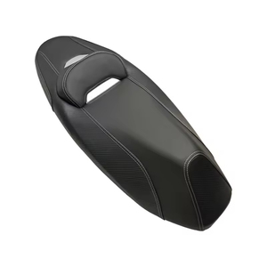 Coussin de Selle de Moto Personnalisé avec Support Lombaire, Cuir PU Imperméable et Antidérapant, Confortable pour les Longues Balades - Product Image 1