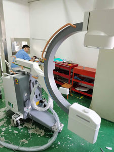 جهاز أشعة سينية طبي محمول عالي التردد بذراع على شكل حرف C، نظام تنظير فلوري رقمي للعمليات الجراحية - Product Image 6