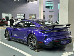 Nouveau kit carrosserie pour Porsche Taycan avec aileron en fibre de carbone style WCH, style amélioré pour Taycan - Product Image 4