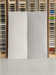 Puerta Interior Moldeada <span class=keywords><strong>de</strong></span> MDF/HDF con Imprimación Blanca, Puerta <span class=keywords><strong>de</strong></span> <span class=keywords><strong>Madera</strong></span> Moderna con Núcleo Sólido Precolgada con Marco para Proyectos Residenciales - Product Image 3