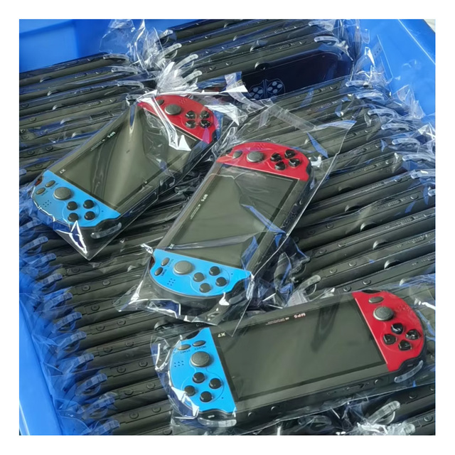 New Handheld Game Players X7 4.5 Inch 10000 Free Childhood Classic Games 8GB MP3 X Series Portable Handheld Game Console