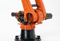 Bras robotisé industriel à charge lourde KUKA KR 640 R2800-2, capacité de charge de 640 kg, portée de 2800 mm, pour l'automatisation et la manutention des matériaux