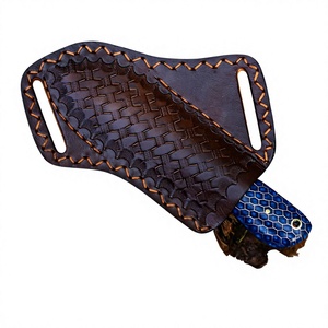 Couteau de chasse artisanal en acier inoxydable avec manche en nid d'abeille bleu, bord partiellement dentelé, couteaux de camping d'extérieur à vendre - Product Image 2