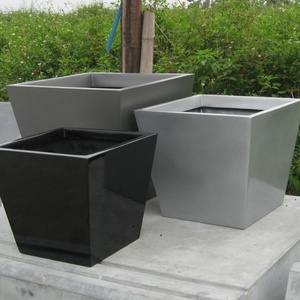 Lightweight <b>Square</b> Fiberglass Resin Garden Decoration Elegant Flower Pots & Planters - Product Image 3