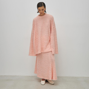 Pyjamas en tricot <span class=keywords><strong>rose</strong></span> pelucheux vêtements de détente <span class=keywords><strong>jupe</strong></span> et haut pour femmes décontractés deux pièces automne <span class=keywords><strong>hiver</strong></span> ensembles de vêtements pour femmes - Product Image 2