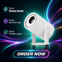 Projecteur intelligent Android 14 OS LED vidéo 200 ANSI Lumens 1280x720P HD natif avec prise en charge BT 5.2 et WiFi6 double bande, décodage H-E-V-C