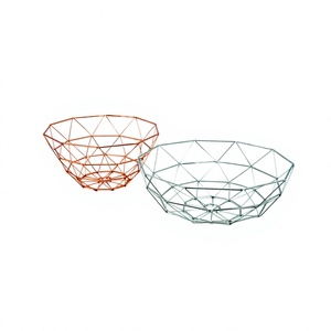 Panier en métal de décoration moderne, support de panier de fruits de cuisine, support de panier de fruits en fil de cuivre conception en acier inoxydable - Product Image 1