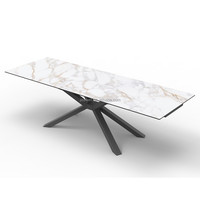 Ensemble de tables à manger extensibles en céramique marbrée Inol de 12 mm avec 12 places, fabriquées avec des pieds en métal et un plateau en pierre frittée
