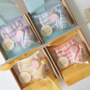 Lindos baberos de cumpleaños para mascotas, a cuadros, bordados con diseño de pastel, para perros y gatos, para todas las estaciones, atuendo de fiesta - Product Image 2