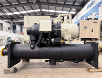 Refroidisseur à vis commercial d'occasion refroidi par eau 752 kW, grande capacité, CVC 380 V, système de refroidissement économe en énergie