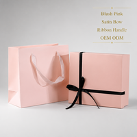 Set Elegante Leabon di Scatola e Borsa Regalo in Carta Rosa Pallido con Fiocco in Nastro di Raso Nero, Scatola in Cartone e Borsa Regalo in Carta, Vendita all'Ingrosso