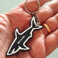 En gros Animal Porte-clés 2D Requin Porte-clés Pvc Dessin Animé Populaire Vente Chaude Décoratif Requin Porte-clés Promotionnel Porte-clés