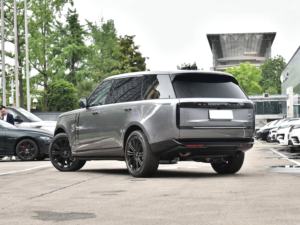 سيارة رينج روفر 2025 الجديدة، محرك 3.0 لتر 6 سلندر، 300-400 حصان، الإصدار الفاخر عالي الجودة يعمل بالوقود - Product Image 5