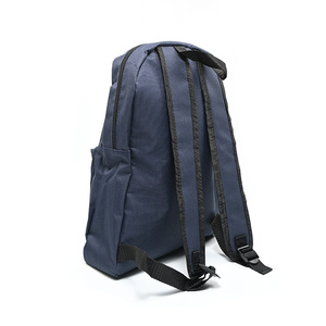 Mochila negra pequeña de viaje de ocio ligera personalizada para hombres y mujeres mochila duradera clásica ligera - Product Image 6