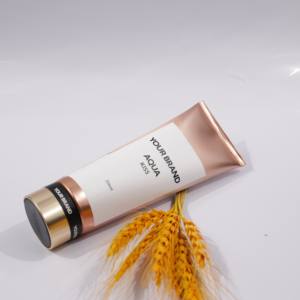 โลชั่นบำรุงผิวกาย กลิ่นอควาคิส ช่วยให้ผิวขาวกระจ่างใส ลดเลือนริ้วรอย รับผลิตแบบ ODM OEM ขายส่ง - Product Image 4