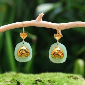 Boucles d'oreilles pendantes tendance en acier inoxydable 316L plaqué or PVD, forme cœur, avec acrylique vert - Product Image 3