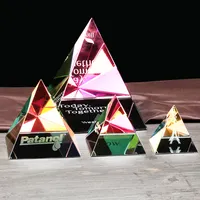 Pirámide colorida personalizada, Logo grabado láser, cristal, pirámide, pisapapeles, novedad, venta al por mayor