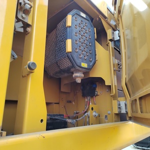 รถขุดไฮดรอลิกแบบตีนตะขาบ CAT350 มือสอง รุ่นปี 2024 พร้อมเครื่องยนต์/มอเตอร์/ปั๊ม/เกียร์บ็อกซ์ สภาพ 90% ใหม่ ผลิตในญี่ปุ่น น้ำหนัก 50 ตัน - Product Image 5