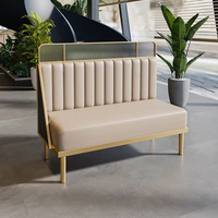 Ensemble de mobilier de restaurant commercial BIGFISH, table et chaises en cuir, banquette demi-circulaire, durable, résistant à l'eau, moderne