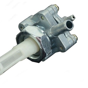 Tanque de Combustible y Interruptor de Aceite para Motocicleta Compatible con Honda CB400 VTEC CBF600 04-06 <span class=keywords><strong>CBF500</strong></span> - Product Image 3