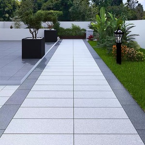 Piastrelle Ecologiche per Pavimentazione Esterna 300x600mm, Spessore 18mm, per Supermercati, Giardini, Cortili, Parcheggi e Garage - Product Image 1